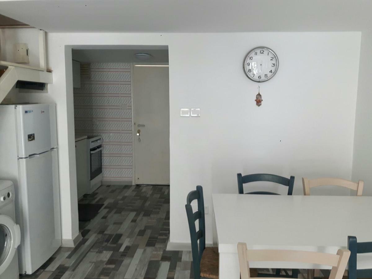 Kermia Beach Apartment Larnaka Exterior foto